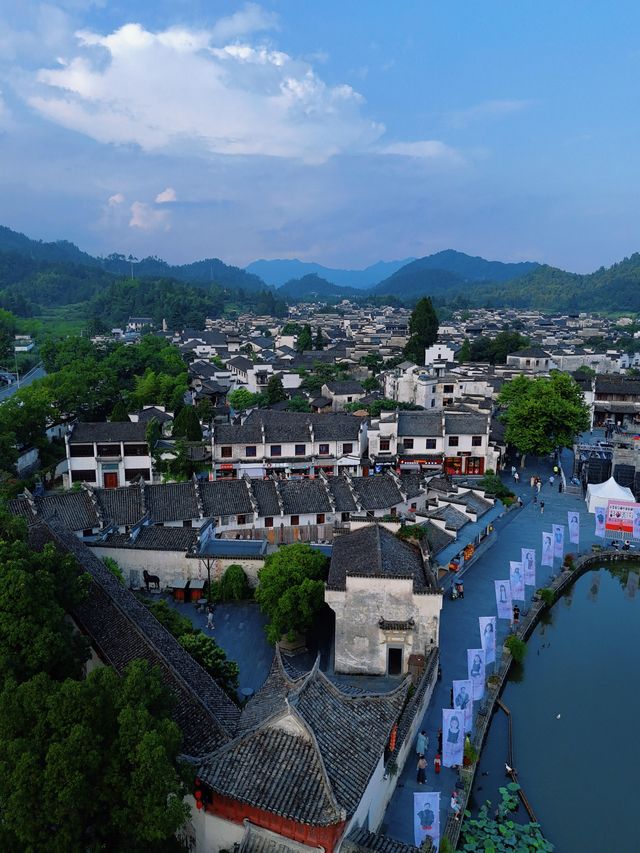 黃山西遞：晝攬徽州古韻，夜赴星河燈海之約