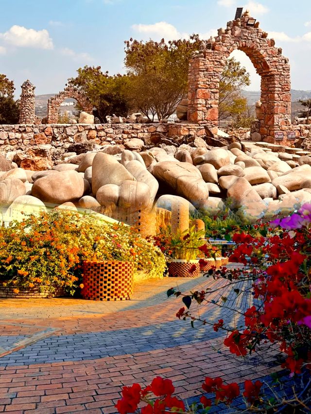 雲南建水|闖入摩洛哥異域與彩色螞蟻王國 雲南建水|闖入摩洛哥異域與彩色螞蟻王國