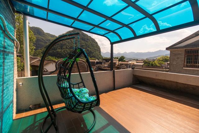 我住進了一座被群山環抱的「秘密花園」 我住進了一座被群山環抱的「秘密花園」