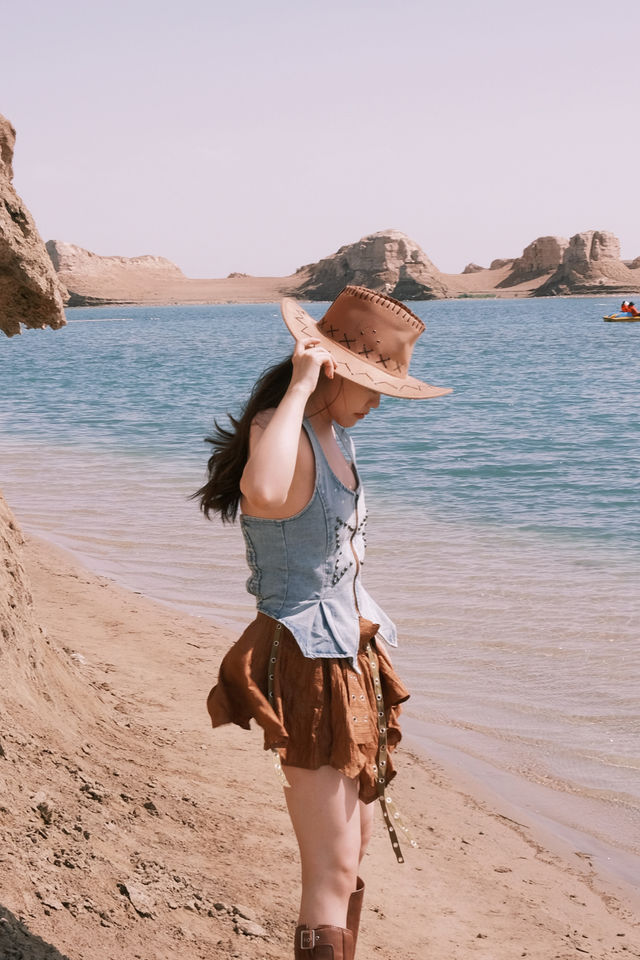 青海狂野大片!在烏素特水上雅丹當一天西部牛仔 青海狂野大片!在烏素特水上雅丹當一天西部牛仔