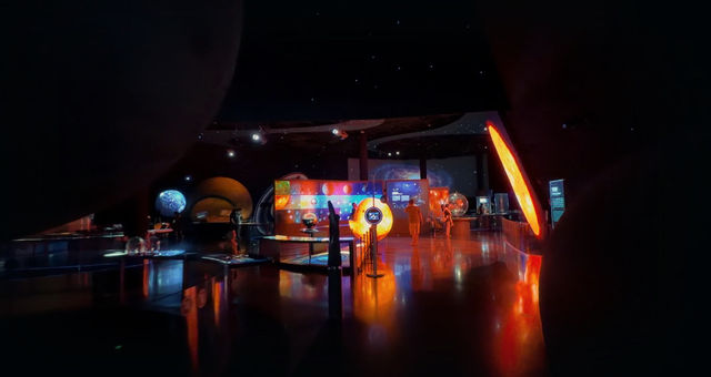 在上海天文館,我好像闖進了科幻片的布景裡 在上海天文館,我好像闖進了科幻片的布景裡