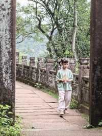 探秘齊雲山絕壁仙境