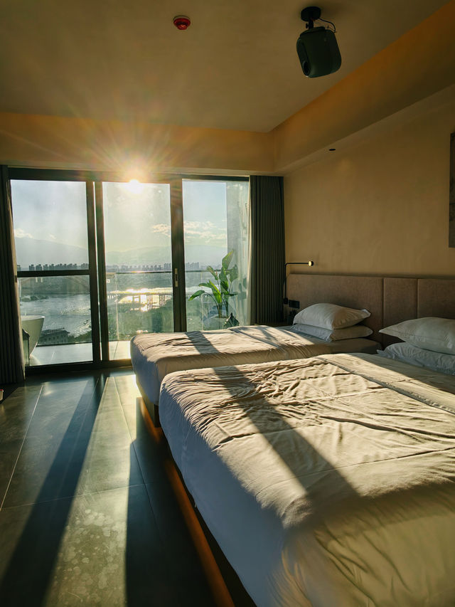 版納絕美懸崖酒店!我睡在雲端看湄公河夕陽 版納絕美懸崖酒店!我睡在雲端看湄公河夕陽