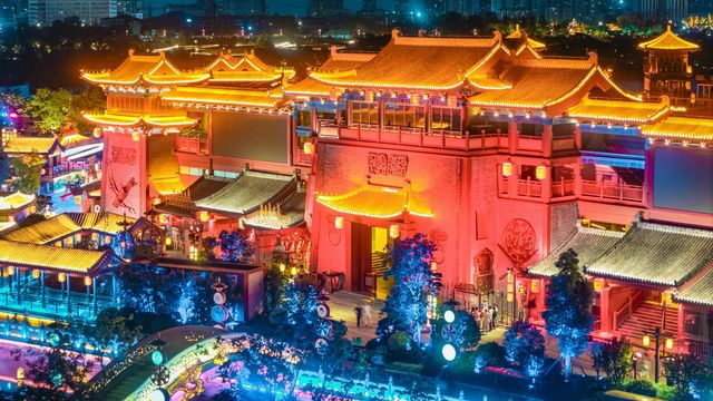 穿越千年的東京夢華錄清明上河園夜景美到炸裂！