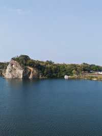 丹崖湖光尋幽記