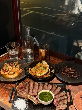 London's must-try Spanish cuisine is actually hidden inside a train carriage?!