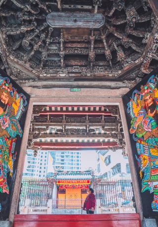 สมบัติของชาติที่ซ่อนตัวอยู่ในใจกลางเมือง! วัดโบราณเจียหยาง บันยัน มาร์เชียล!