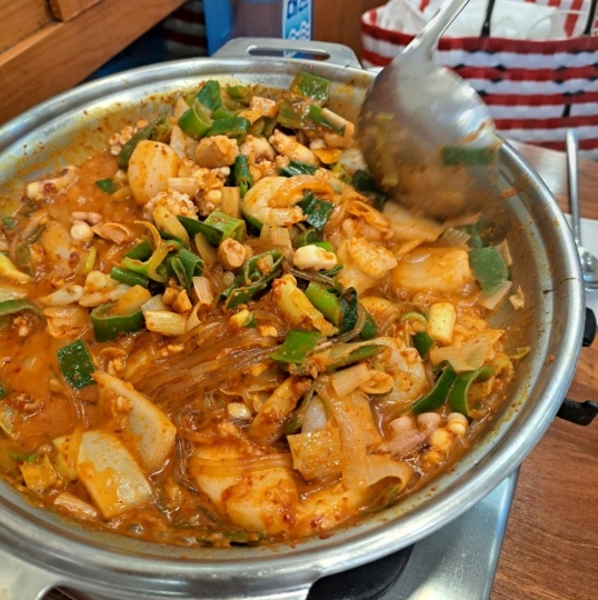 釜山-南浦】元祖直営店のナッコプセ | Trip.com 釜山