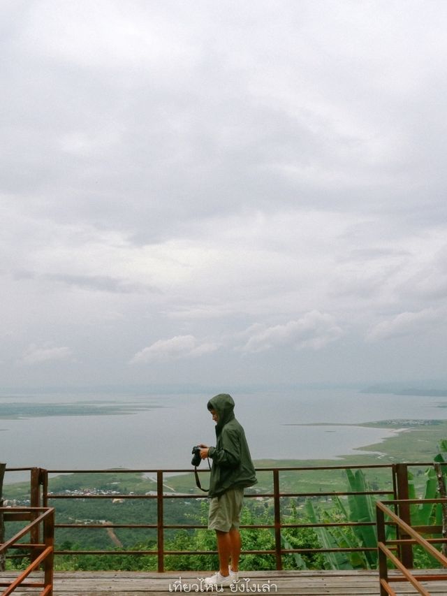 จุดชมวิวหินช้างสี อุทยานแห่งชาติน้ำพอง ขอนแก่น