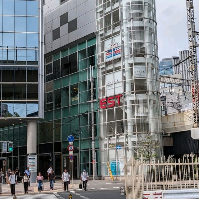 阪急電車で、阪急梅田から阪急池田の カップヌードルミュージアムに初めて行ってみた。