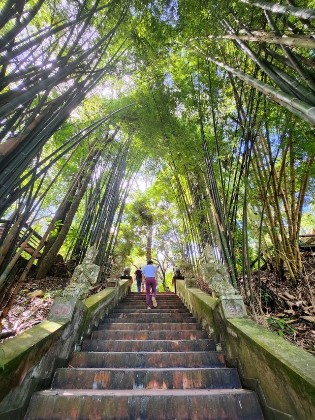 วัดผาลาด (สกิทาคามี) วัดสวยท่ามกลางธรรมชาติ