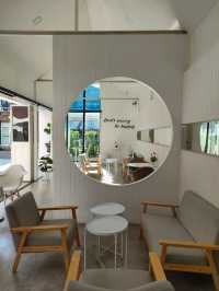 WISE CAFE 