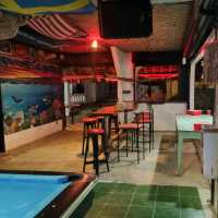 모알보알 칠리바(Chili Bar) 술집 가볍게 한잔.