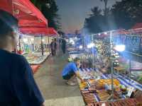 ตลาดมืด ณ หลวงพระบาง