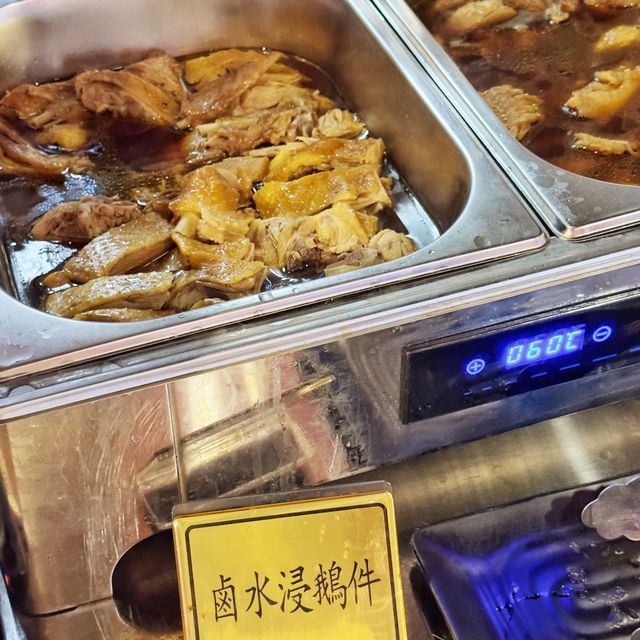 有手搖🦞海鮮袋🤩嘅潮式🍲火鍋放題