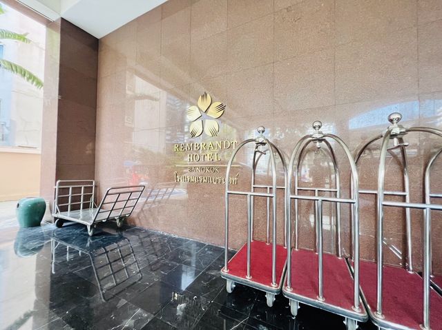 โรงแรมหรู อาหารอร่อยใจกลางเมือง🛀🏨