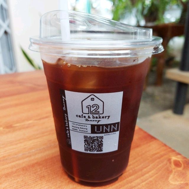 คาเฟ่สีขาวน่ารักของระนอง