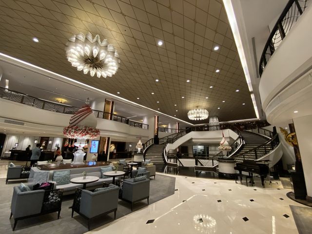โรงแรมสุดหรู ระดับ 5ดาว The Athenee Hotel 