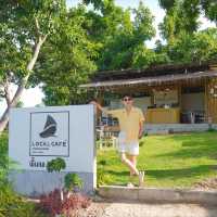 Local café พื้นเพ เกาะล้าน เห็นวิวพัทยาทั้งเมือง
