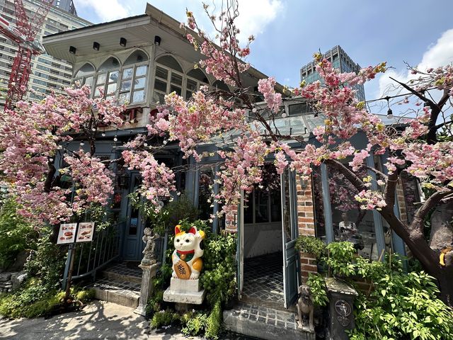 B-STORY 曼谷市中心特色打卡咖啡店 