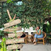 เจอ Stay with Tree Cafe🌿
