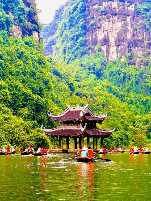 INSTA-WORTHY: Trang An 🛶 Trip In Ninh Binh 🇻🇳