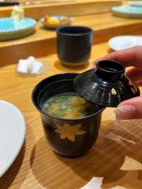 「鮨燐」尖沙咀鮨店，晚市套餐有沙律、麵豉湯同甜品柚子雪芭