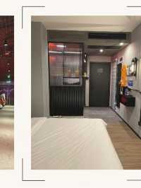 年青工業風 橙黑色風格酒店