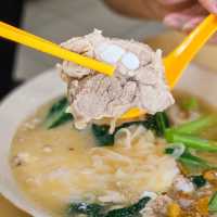 「曼谷老字號陳億粿條店，口感頂級美味！」