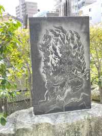 【寶蔵院/東京都】三界萬霊の石碑と石像が見守る寺院