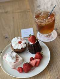 【福岡カフェ】いちごを使ったスイーツが絶品！