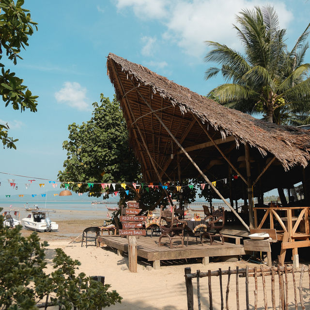 The Tropical Koh MOOK