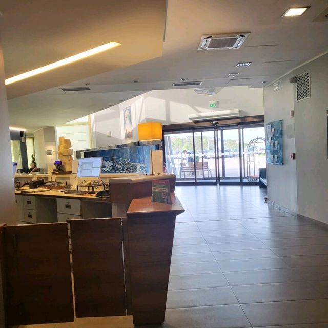 米蘭機場最方便的酒店，房間安靜舒適，有免費車