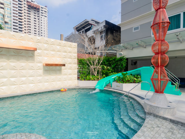 Novotel Living Bangkok Sukhumvit Legacy