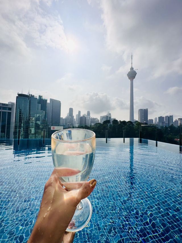 📍 Hotel Stripes Kuala Lumpur, Autograph Collection