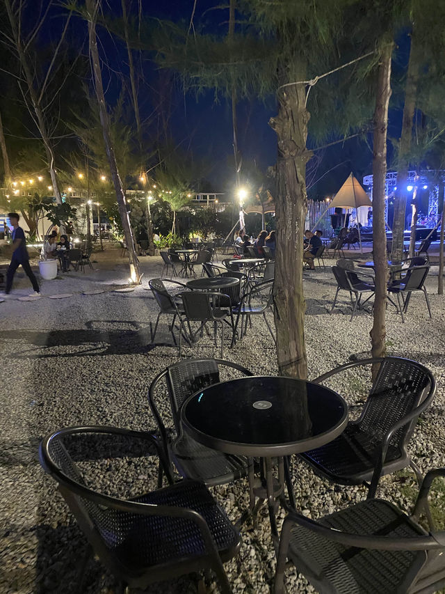 🇮🇩Place to chill in Batam, Indonesia: Next Level 