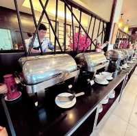 布吉島芭東市中心酒店🏨 Andakiria Hotel