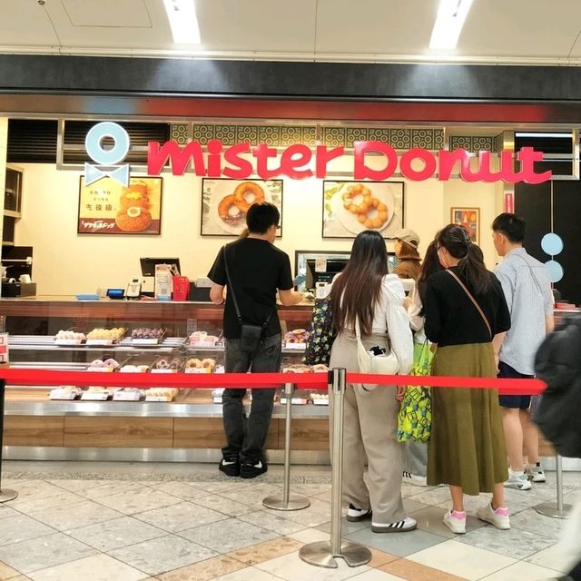 夏旅は大阪へ行こう💠美味しいドーナツも食べ歩きしちゃお！