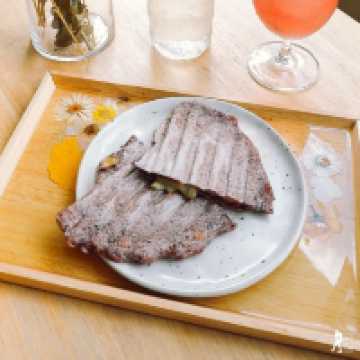 TAKE a ZIZZ Cafe คาเฟ่ลับๆสไตล์น่ารักแสนละมุน