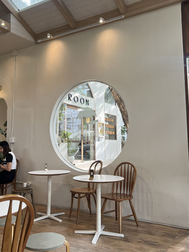 คาเฟ่ขนมหวานที่ห้ามพลาด‼️