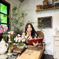 คาเฟ่โคราช สไตล์บ้านสวนอังกฤษ เปิดแค่เสาร์อาทิตย์🏡