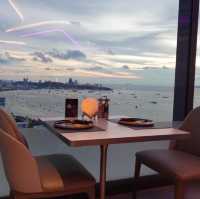 โรงแรม Grande Centre Point Space Pattaya