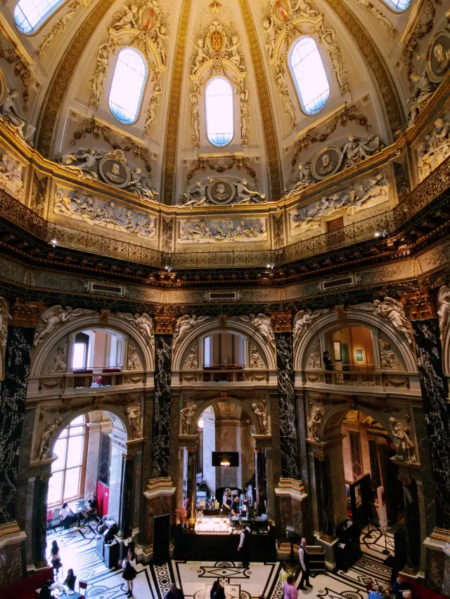 The Most Beautiful Cafe in Vienna! Gorgeous Design, A Must-Visit Spot!