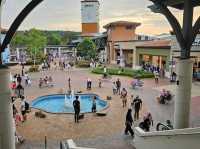 Lets Shopaholic at Johor Premium Outlets
