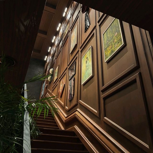 Lush Salon