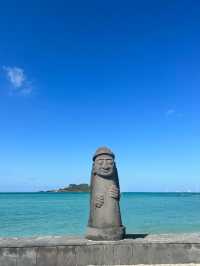 韓国　チェジュ島にあるエメラルドグリーンの海岸🗿