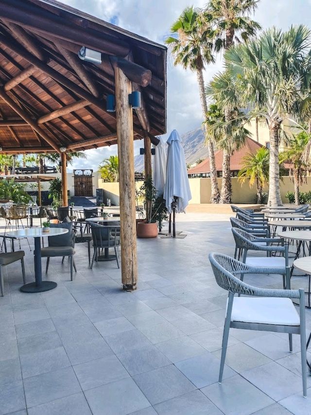 Amazing resort deal during mid season