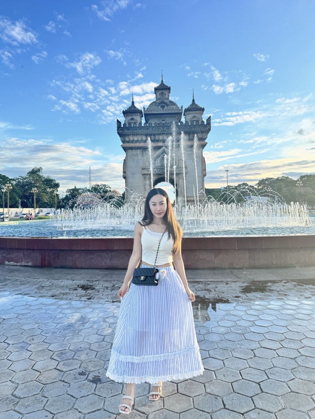 ประตูชัยเวียงจันทน์ 🕌