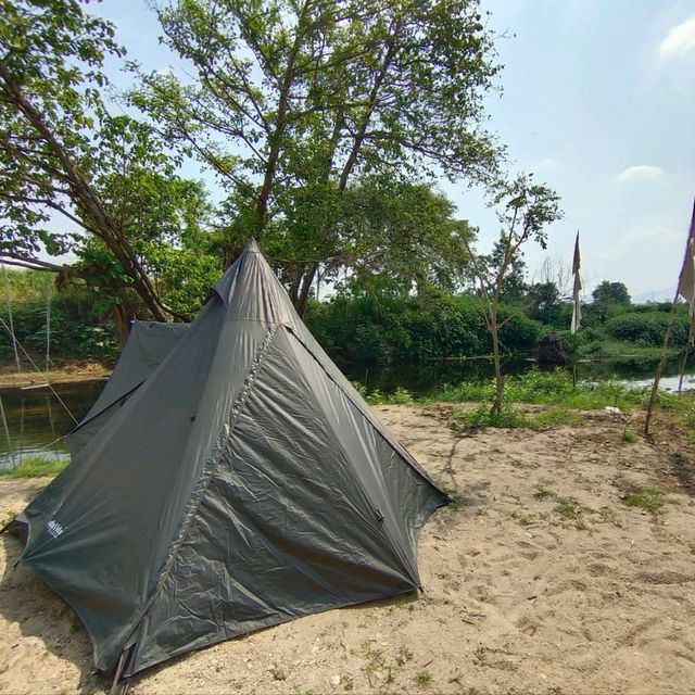 De Bear Campsite
