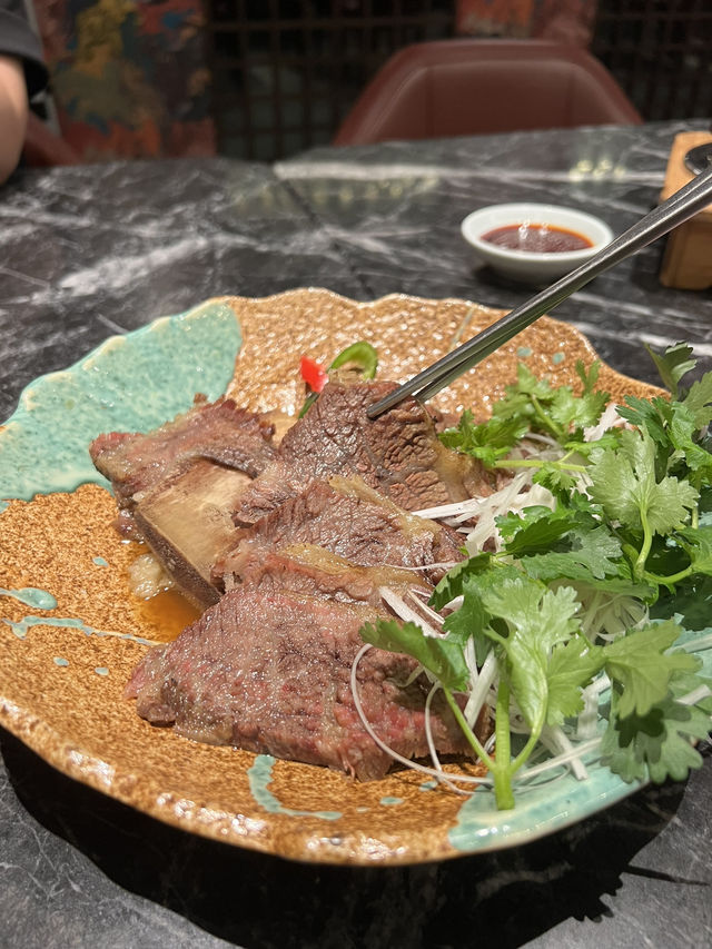 ʚ♡ 清燉牛肋骨肉香軟嫩 • 海鮮煎餅料足美味 ♡ɞ